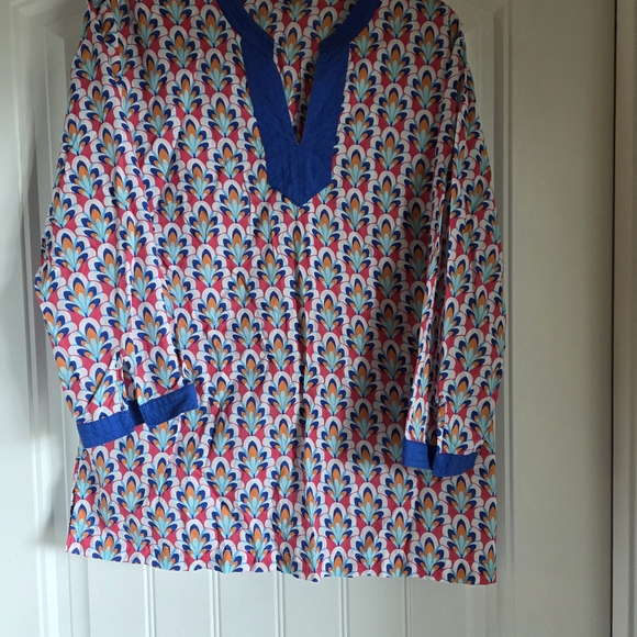 Talbots Colorful Leaf Pattern Tunic with Blue Accents - Picture 2 of 3